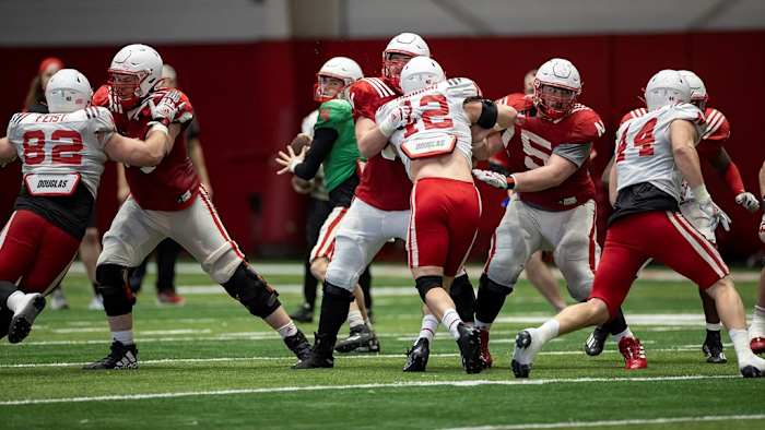 Trent Hixson and Broc Bando offensive line spring practice 2022.03.07 AthDept0903